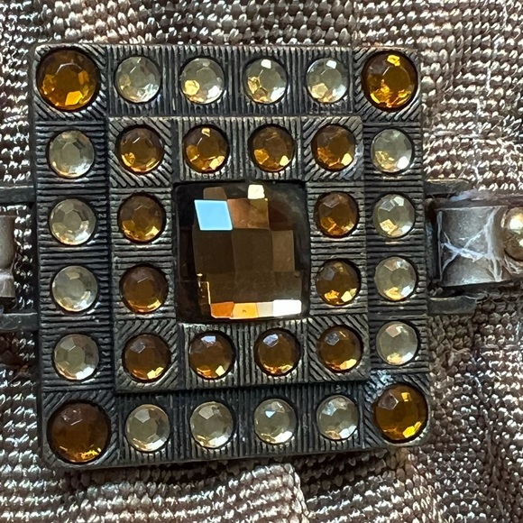 Kathy Van Zeeland Gold Jewel Embellished Shoulder Bag - Picture 5 of 15